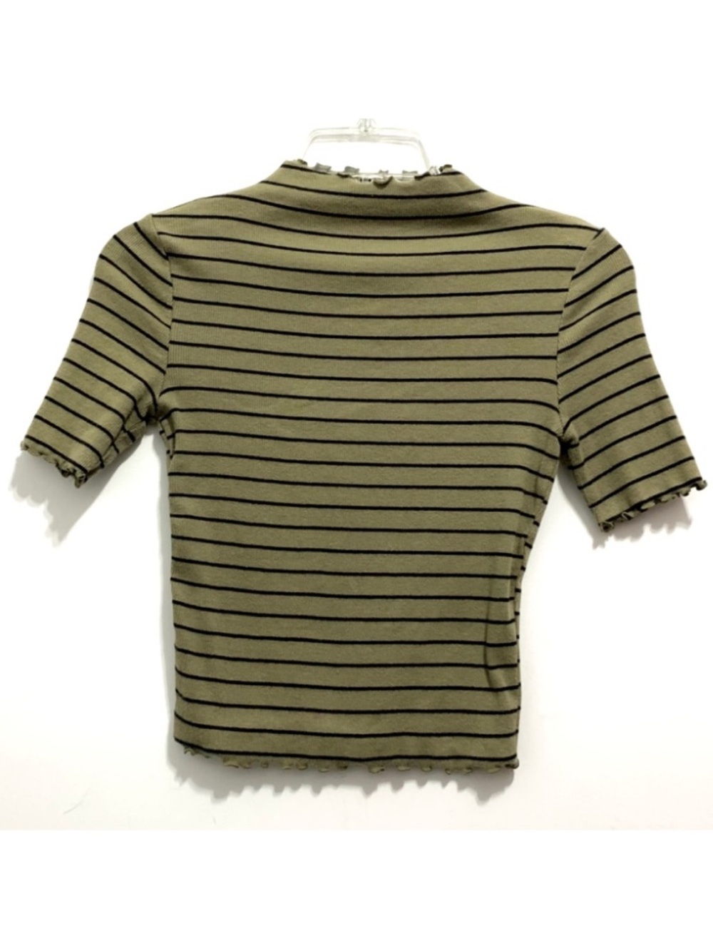 Forever 21 Women’s Olive Green & Black Striped Crop Top